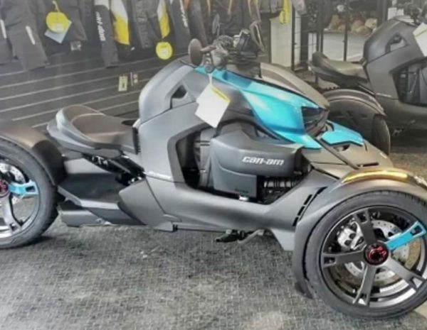 Can-Am-Spyder-F3.jpg